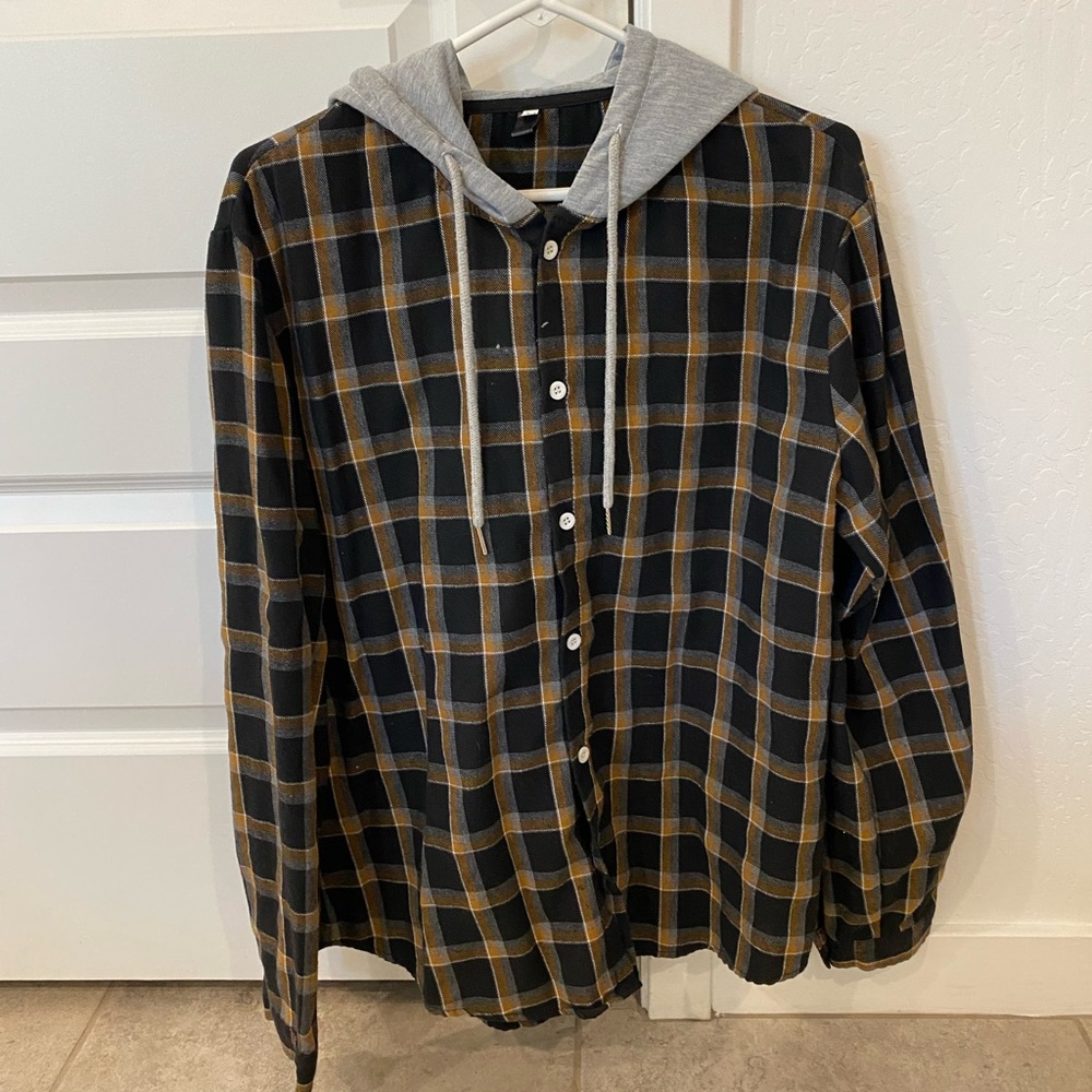 Men’s flannel with hood